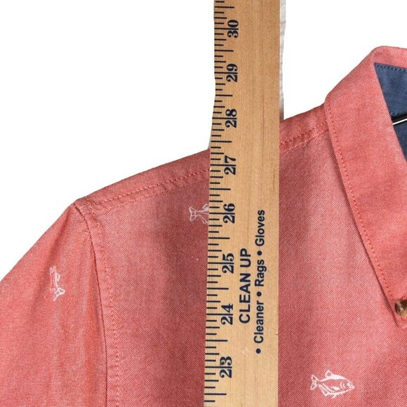 VANS Men's Button Up Shirt Oxford fabric Red Fish All Over Print Size Small - Picture 4 of 9